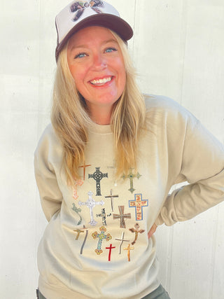 Cross Wall Treasure Tee/Pullover