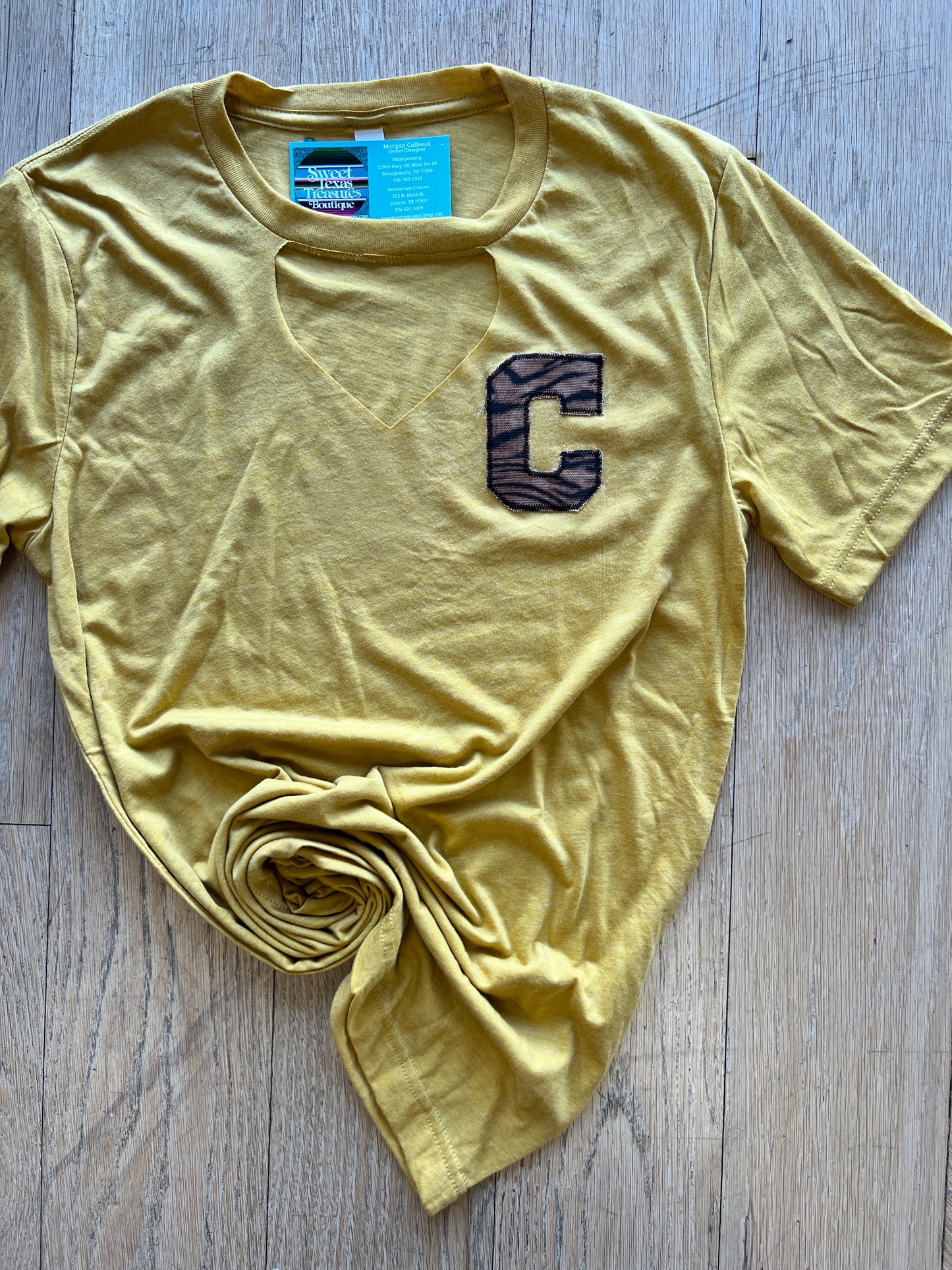 Conroe Varsity Tiger Key Hole Tee
