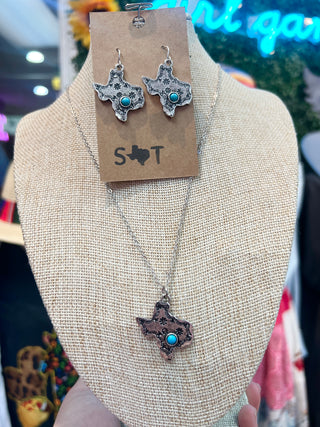 Turquoise Floral Texas Necklace