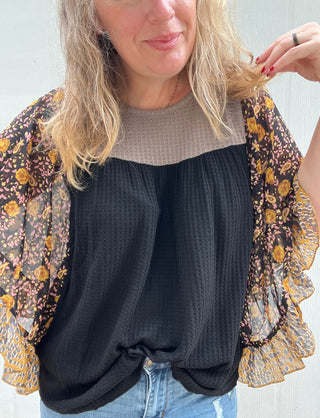 Fair Oaks Floral Mix Top [Black]