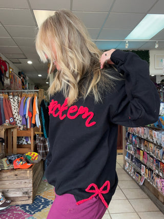 Custom Yarn Bow Pullover