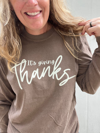 It's Giving Thanks Tee/Pullover